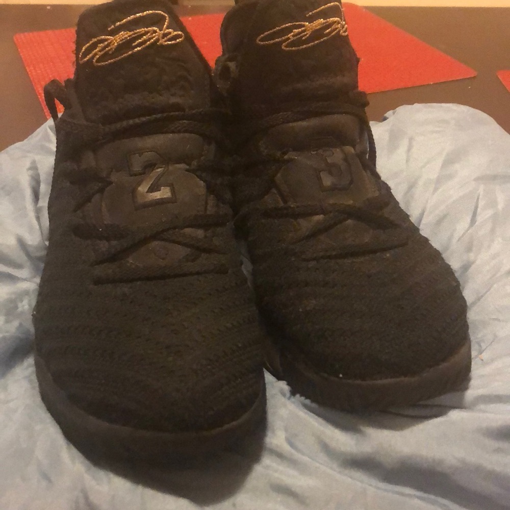 Men’s black Lebron shoes
